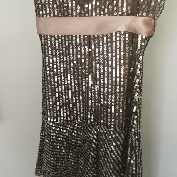 BCBGmaxAzria - Picture 4 of 6